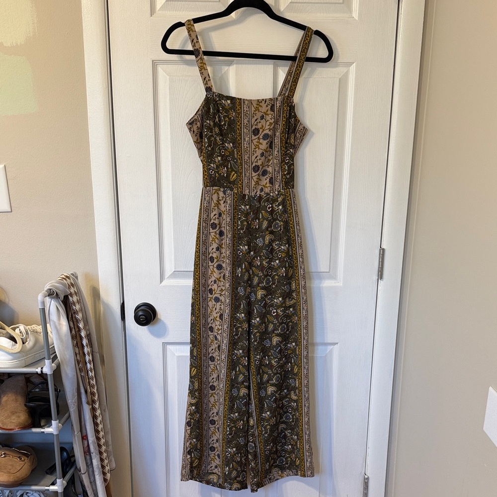 Boho Sleeveless Jumpsuit with Tie Back